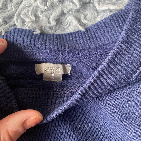 Arie Cropped Sweater - Picture 4 of 5